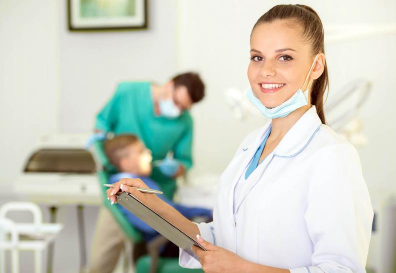 HWS Medizin Dentalassistent Dentalassistentin EFZ Lehre Ausbildung