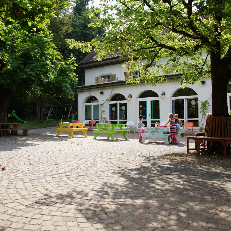 03_ISRH_Garten_140619_01439.jpg Thumbnail